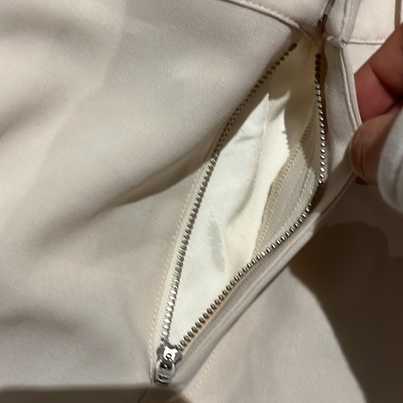 Cinq a Sept CROCHET LACE CORINNA SHORT NWT high waisted - Picture 8 of 15